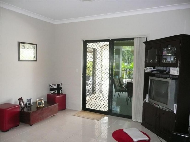 1 Hillcrest Court, Beerwah QLD 4519