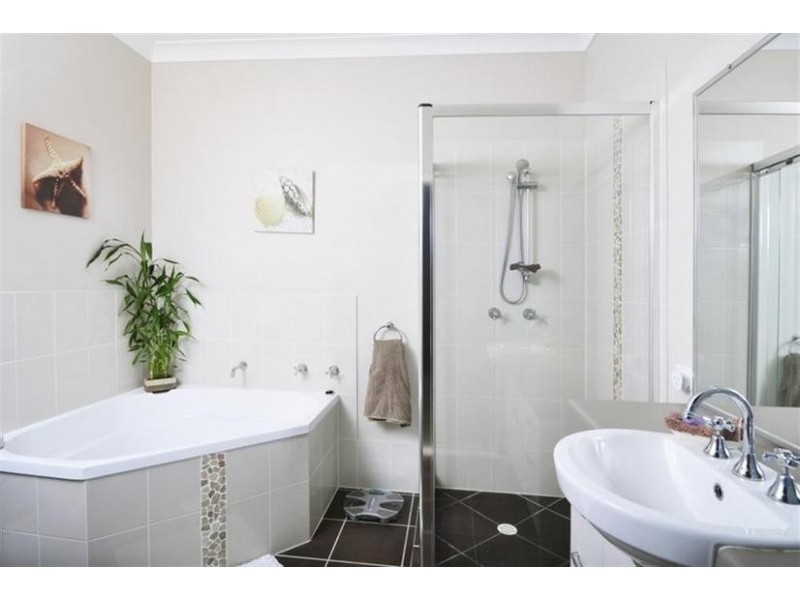 1 Hillcrest Court, Beerwah QLD 4519