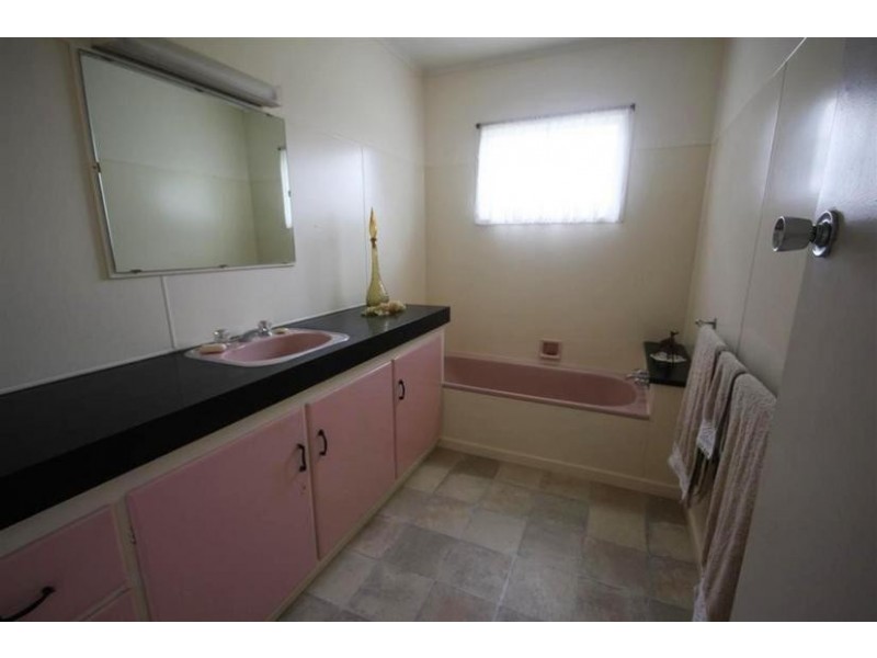 109 Pikes Road, Glass House Mountains QLD 4518