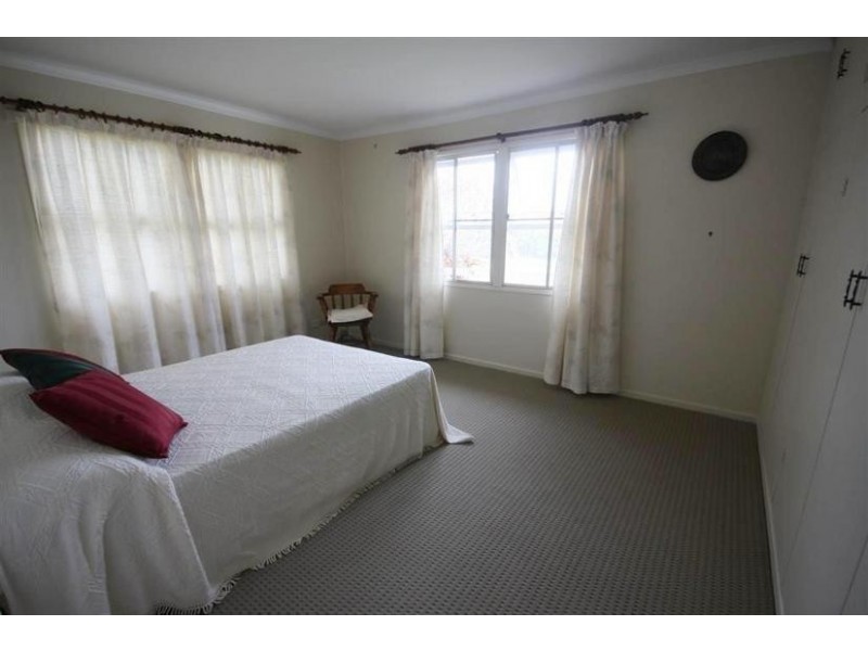 109 Pikes Road, Glass House Mountains QLD 4518