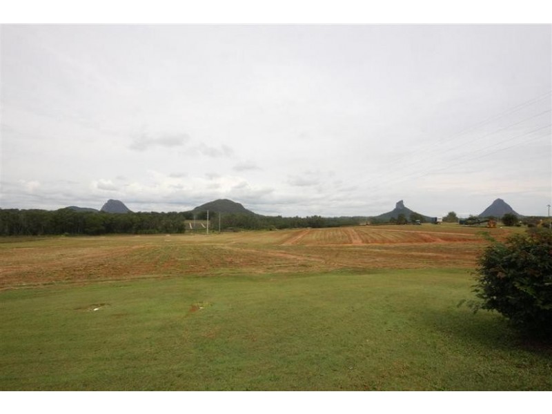 109 Pikes Road, Glass House Mountains QLD 4518