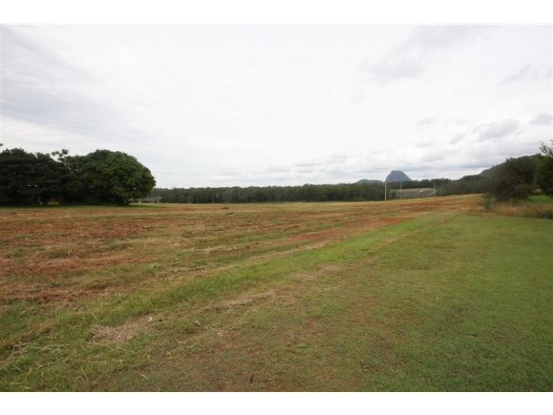 109 Pikes Road, Glass House Mountains QLD 4518