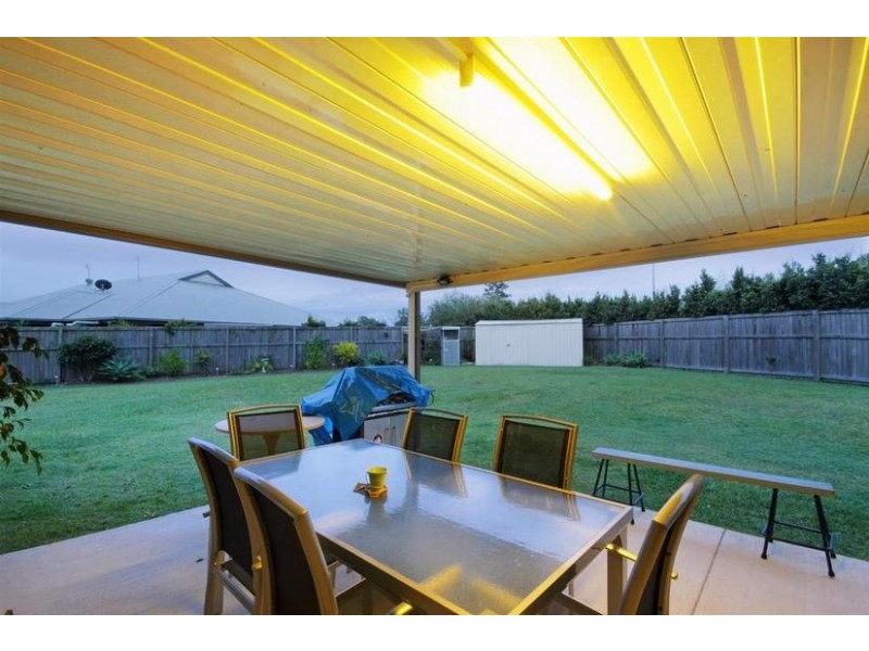 28 Coolamon Crescent, Beerwah QLD 4519