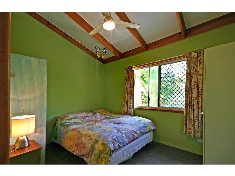 38 Baker Finch Avenue, Peachester QLD 4519