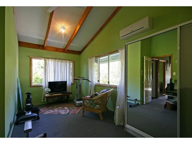 38 Baker Finch Avenue, Peachester QLD 4519