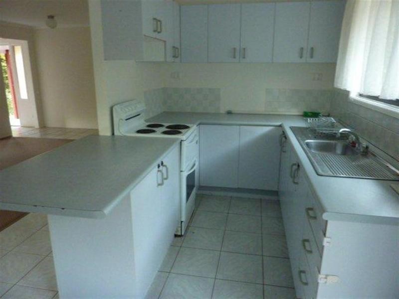 16 Mt Beerwah Road, Glass House Mountains QLD 4518