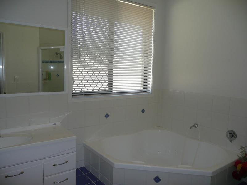 6 Toriana Place, Beerwah QLD 4519