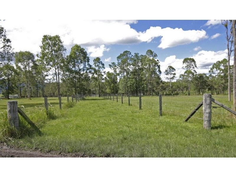 43 Phillips Road, Peachester QLD 4519