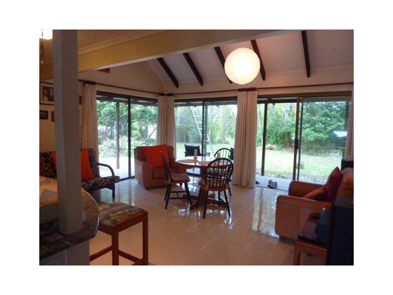 85 King Street, Mooloolah Valley QLD 4553