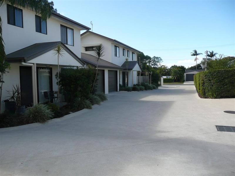3/2A Swan Street, Beerwah QLD 4519
