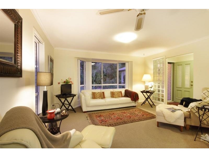 18 Julian Street, Peachester QLD 4519