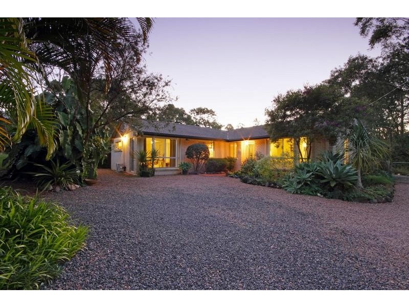 18 Julian Street, Peachester QLD 4519