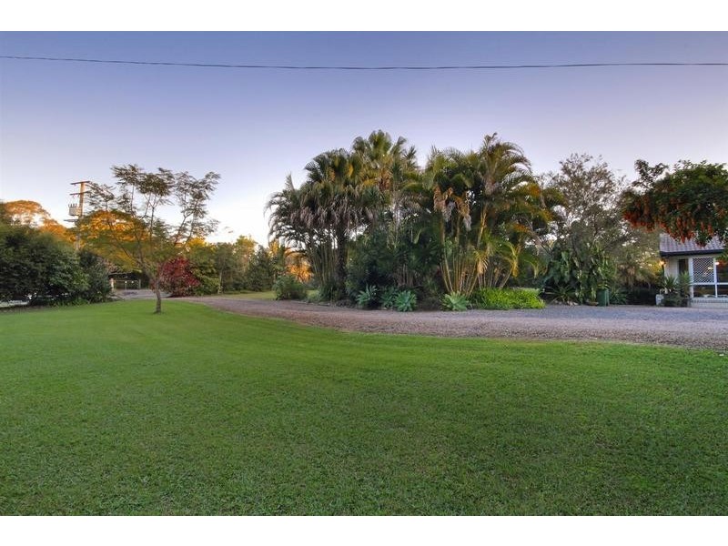 18 Julian Street, Peachester QLD 4519