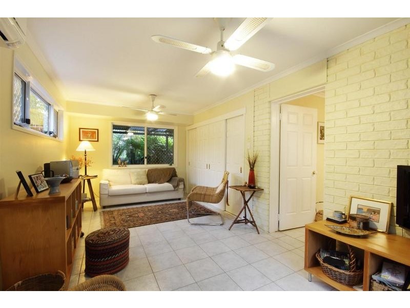 18 Julian Street, Peachester QLD 4519