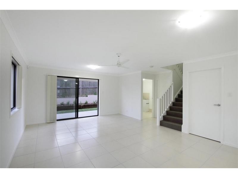 3 Sunset Road, Beerwah QLD 4519