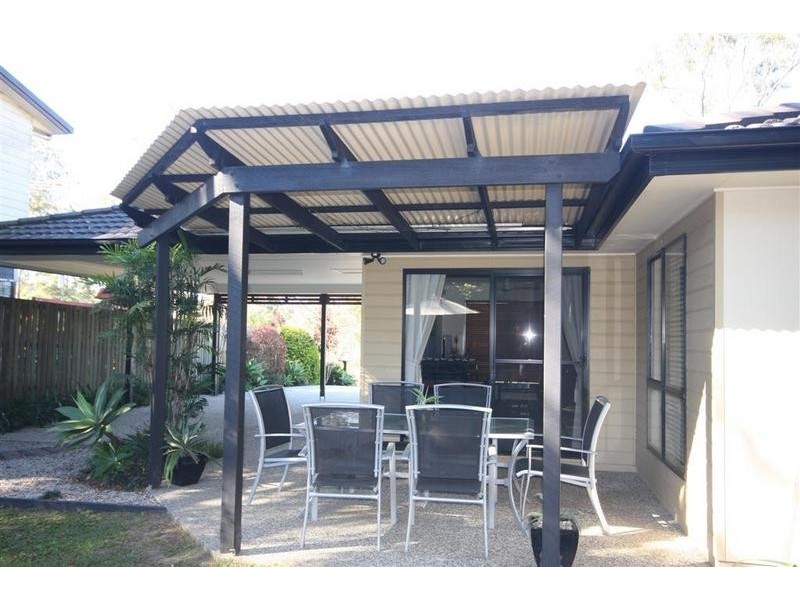 2B Tytherleigh Avenue, Landsborough QLD 4550