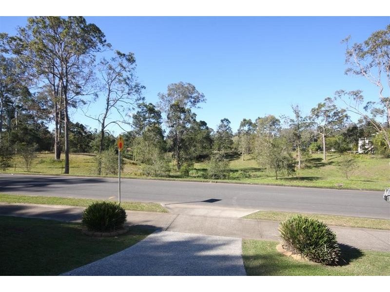 2B Tytherleigh Avenue, Landsborough QLD 4550