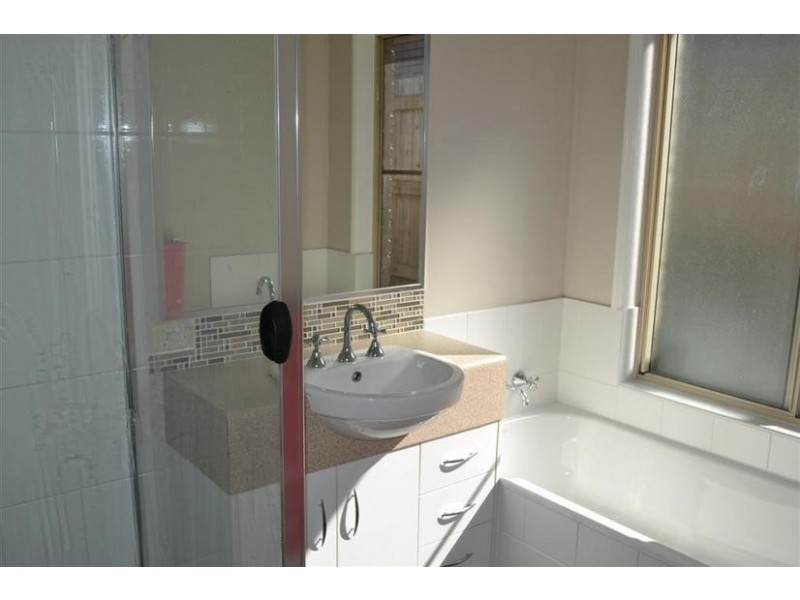 11 Flinders Avenue, Beerwah QLD 4519