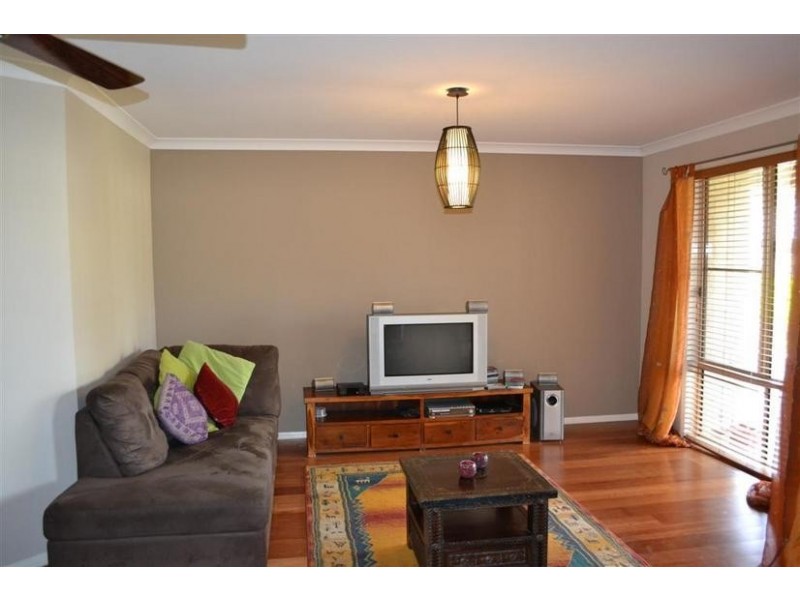 11 Flinders Avenue, Beerwah QLD 4519