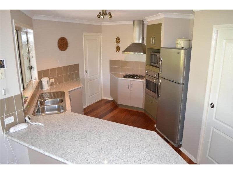 11 Flinders Avenue, Beerwah QLD 4519