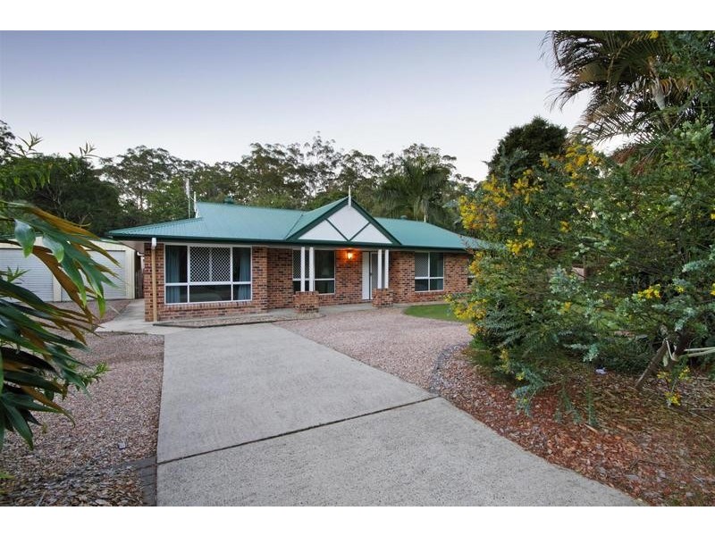 17 Sidney Drive, Beerwah QLD 4519