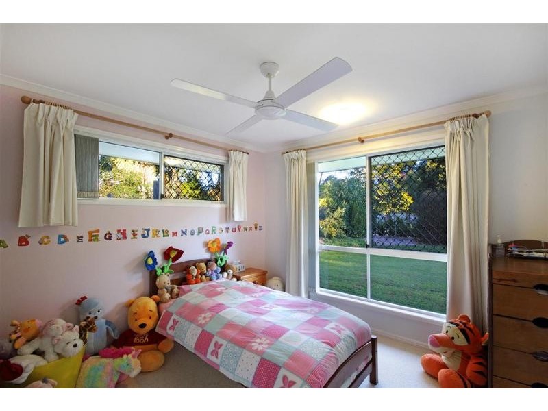 17 Sidney Drive, Beerwah QLD 4519