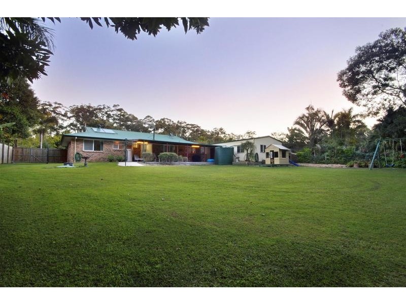17 Sidney Drive, Beerwah QLD 4519