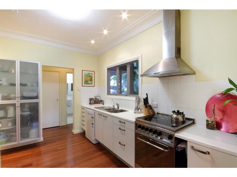 9 Anzac Avenue, Beerburrum QLD 4517