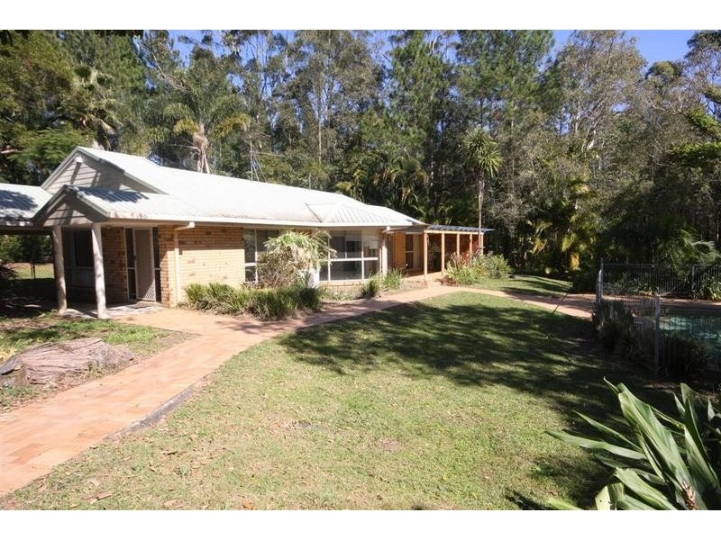 99 Fraser Road, Beerwah QLD 4519