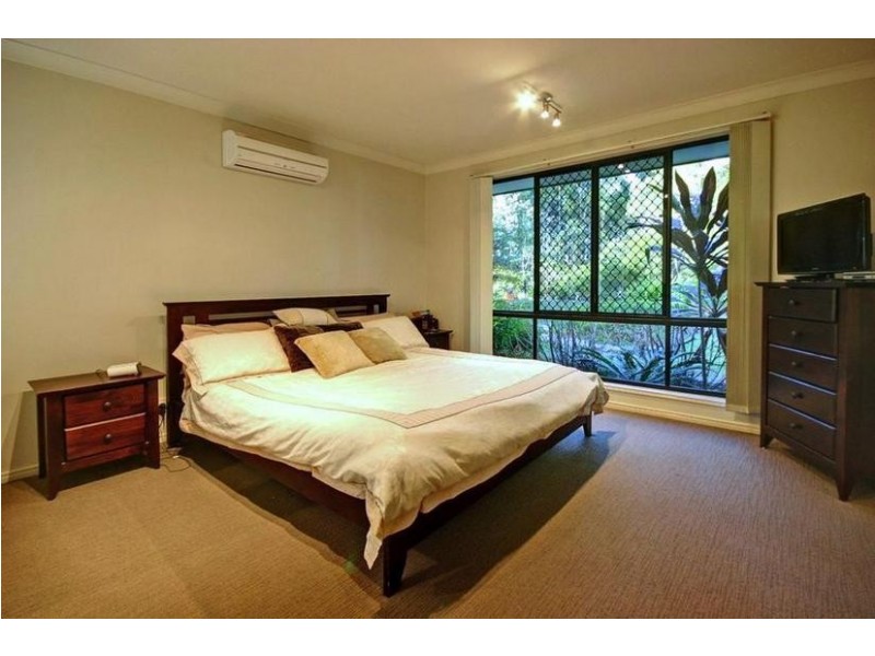 9 Taryn Close, Glass House Mountains QLD 4518