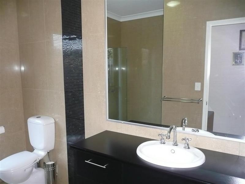 3 Sapphire Court, Beerwah QLD 4519