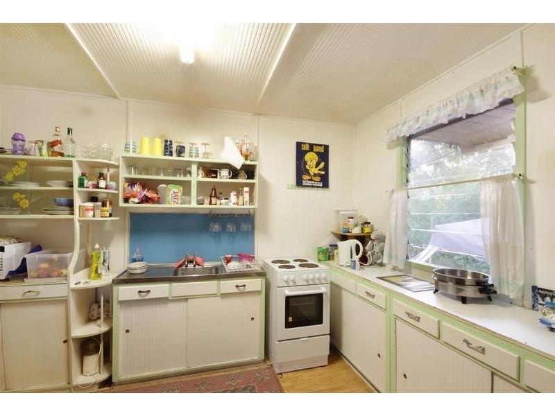 75 Peachester Road, Beerwah QLD 4519