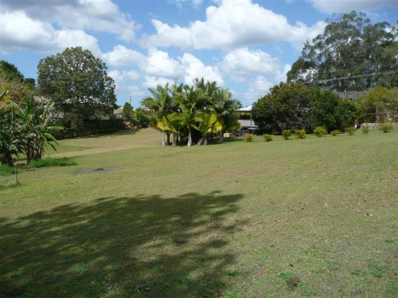 86 Sahara Road, Glass House Mountains QLD 4518