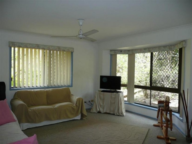 86 Sahara Road, Glass House Mountains QLD 4518