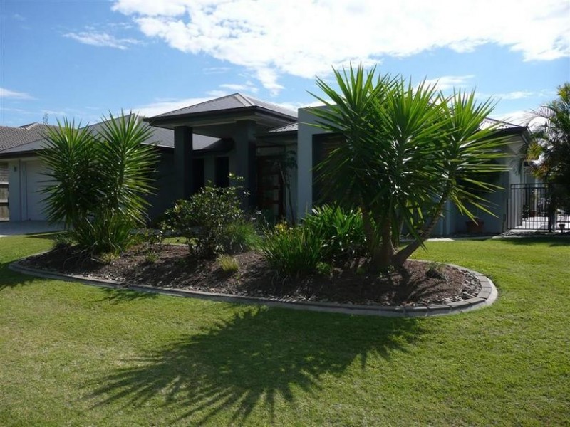 1 Whitby Street, Glass House Mountains QLD 4518