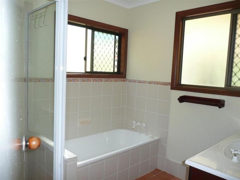 14 High Street, Peachester QLD 4519