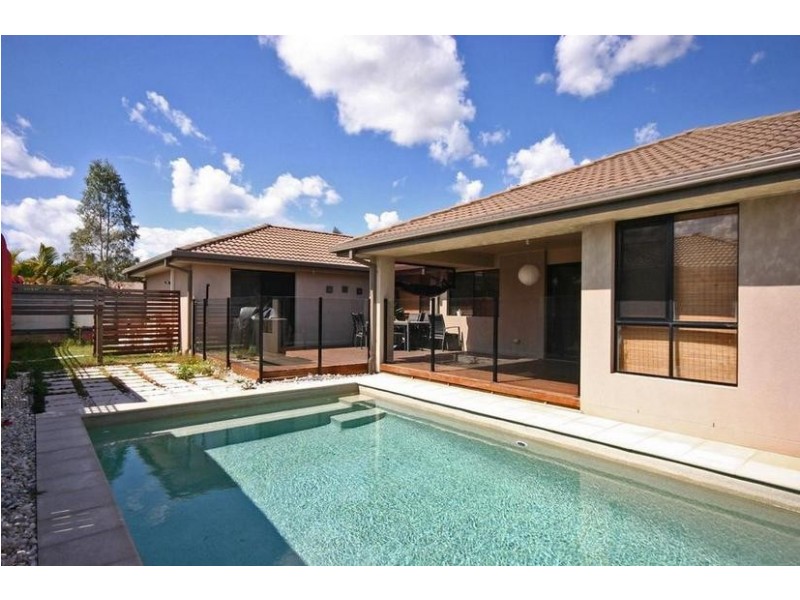 35 Coochin Hills Drive, Beerwah QLD 4519
