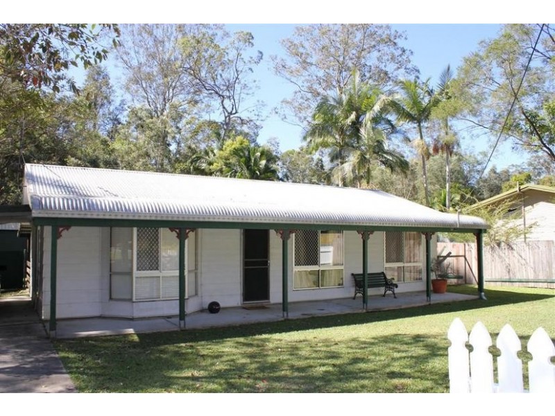 166 Peachester Road, Beerwah QLD 4519