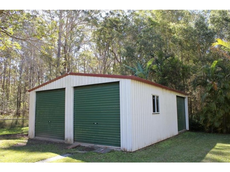 166 Peachester Road, Beerwah QLD 4519