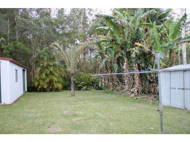 166 Peachester Road, Beerwah QLD 4519