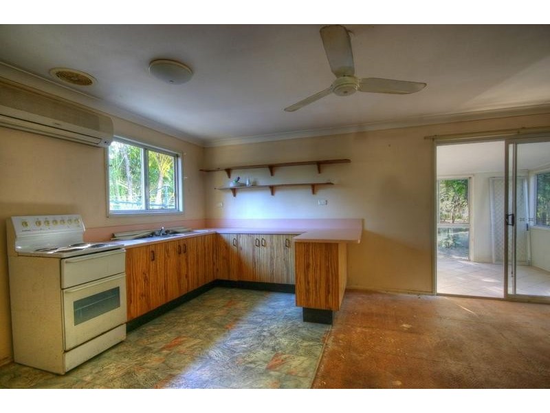 9 Panorama Court, Glass House Mountains QLD 4518