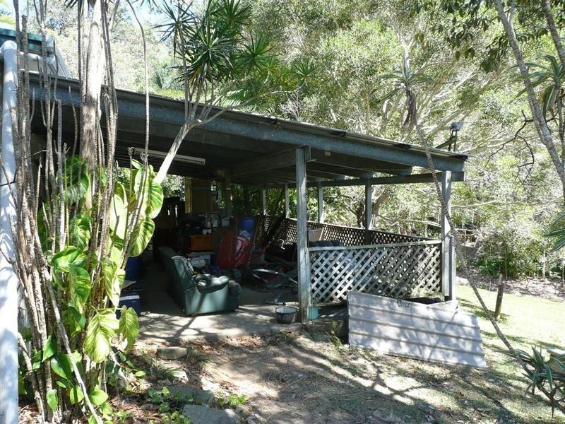 6 Reservoir Rd, Landsborough QLD 4550