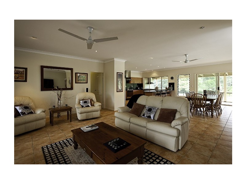 120 Sahara Road, Glass House Mountains QLD 4518