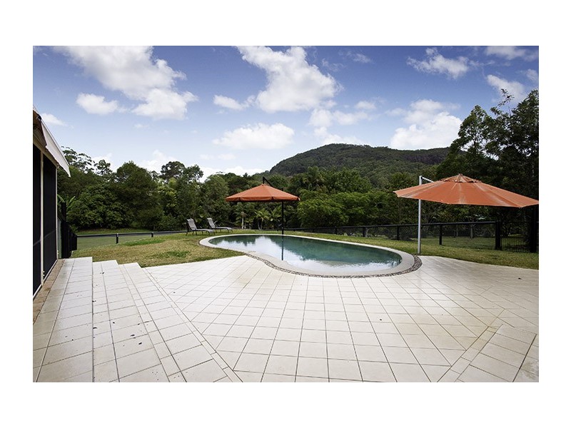120 Sahara Road, Glass House Mountains QLD 4518