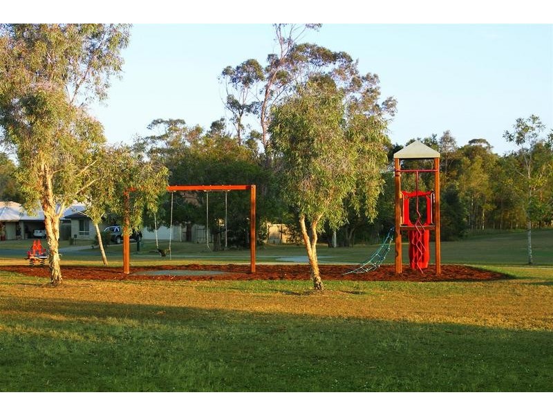 16 Chantilly Crescent, Beerwah QLD 4519