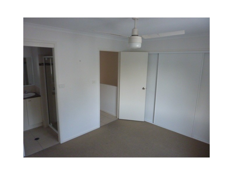 3/2A Swan Street, Beerwah QLD 4519