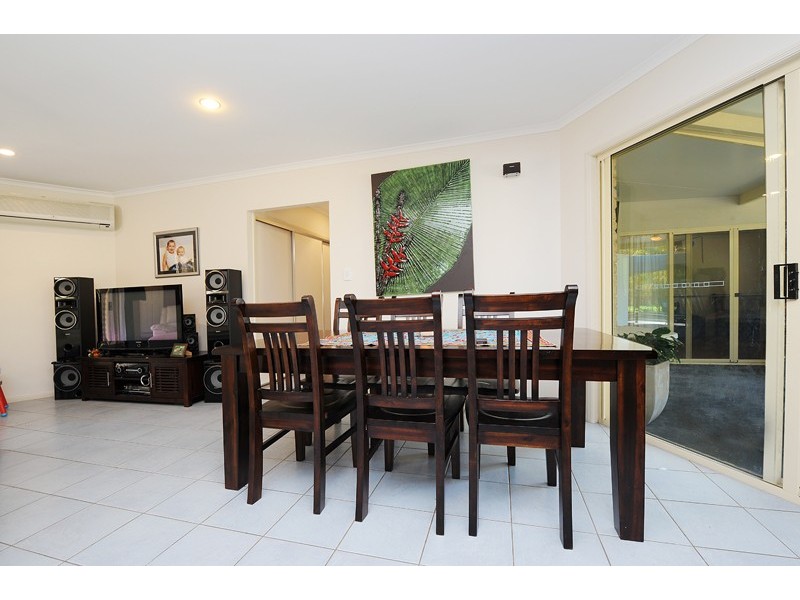 5 Kingston Court, Mooloolah Valley QLD 4553