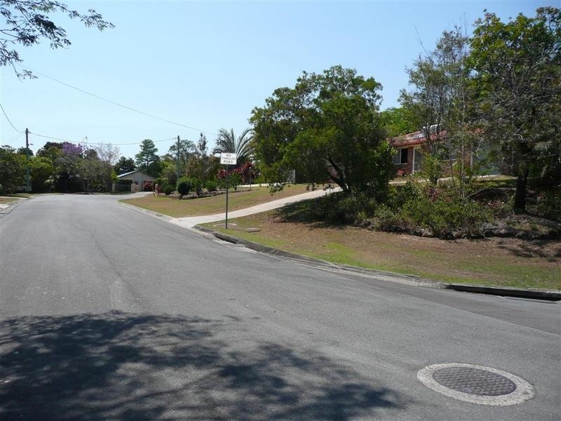 2 Sidha Avenue, Glass House Mountains QLD 4518