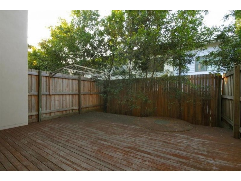 1,2,3,4/24 Simpson Street, Beerwah QLD 4519