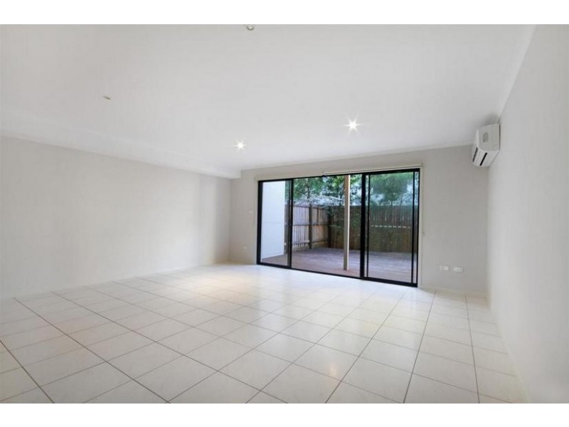 1,2,3,4/24 Simpson Street, Beerwah QLD 4519